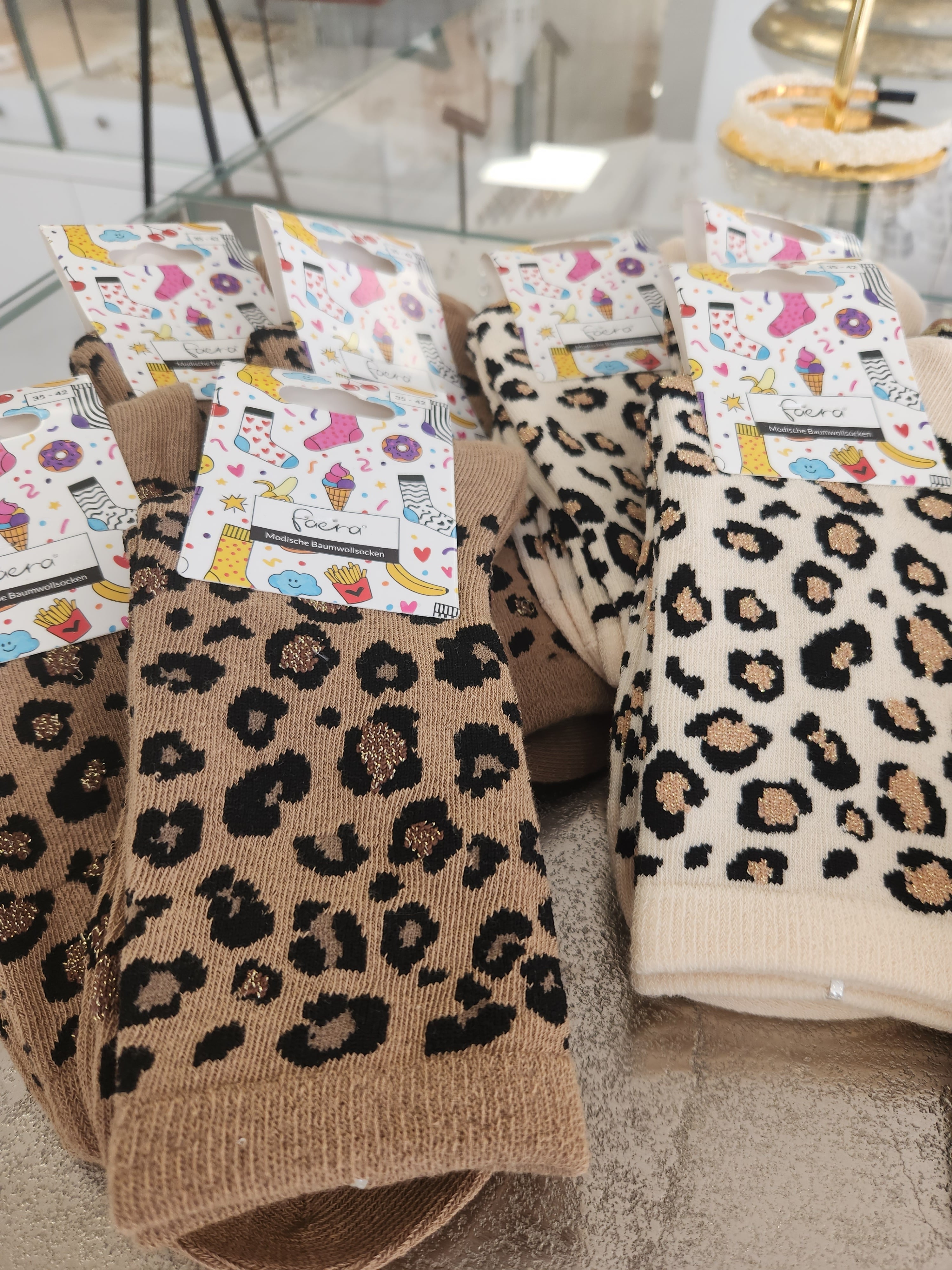 Stylische Leoparden Socken