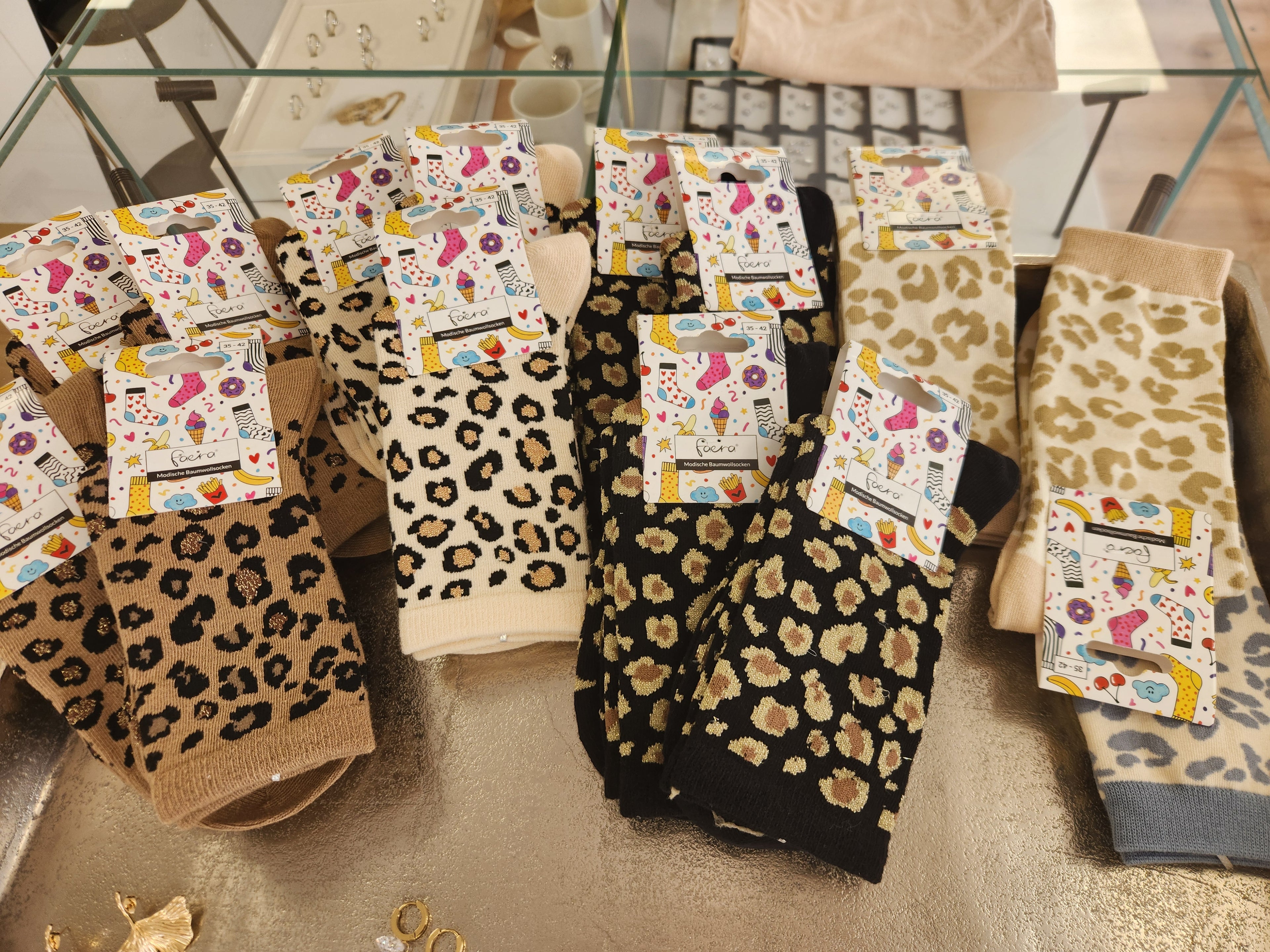 Stylische Leoparden Socken