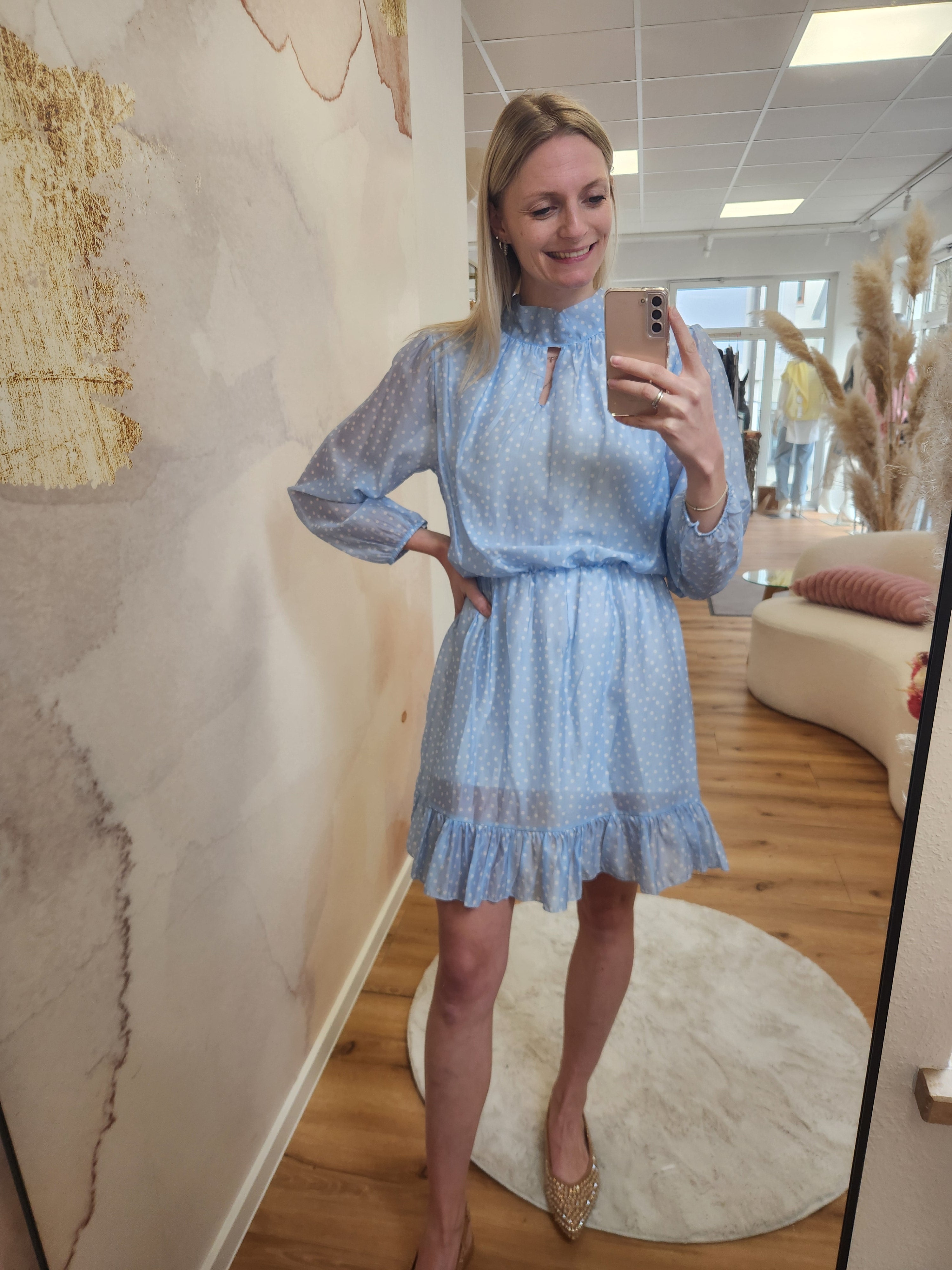 Kleid mit Punkte Print