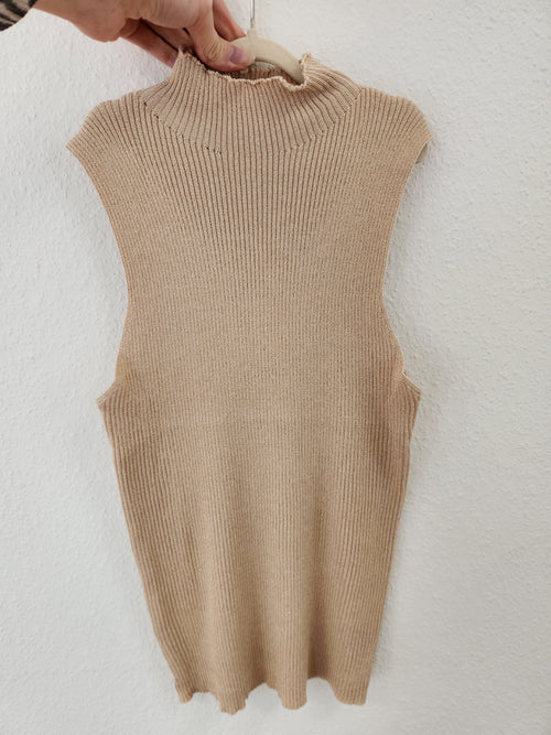 Elegantes zeitloses Top