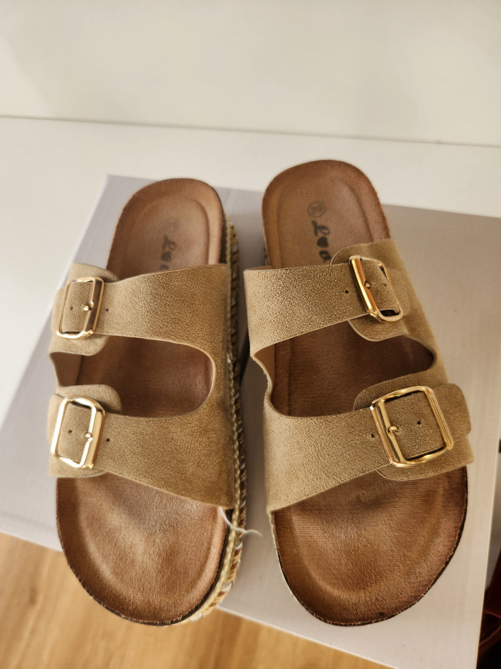 Sandalen - Modern & zeitlos